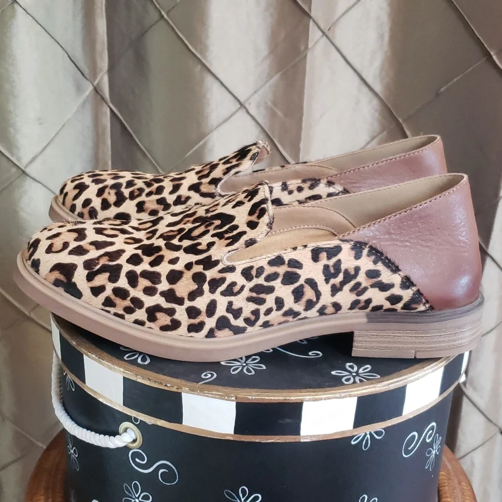 NWOT- Hush Puppies ‘Bailey’ Calf Hair Leopard Loafer - Picture 5 of 9